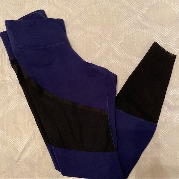 Nike Dri-Fit Leggings - Picture 3 of 6